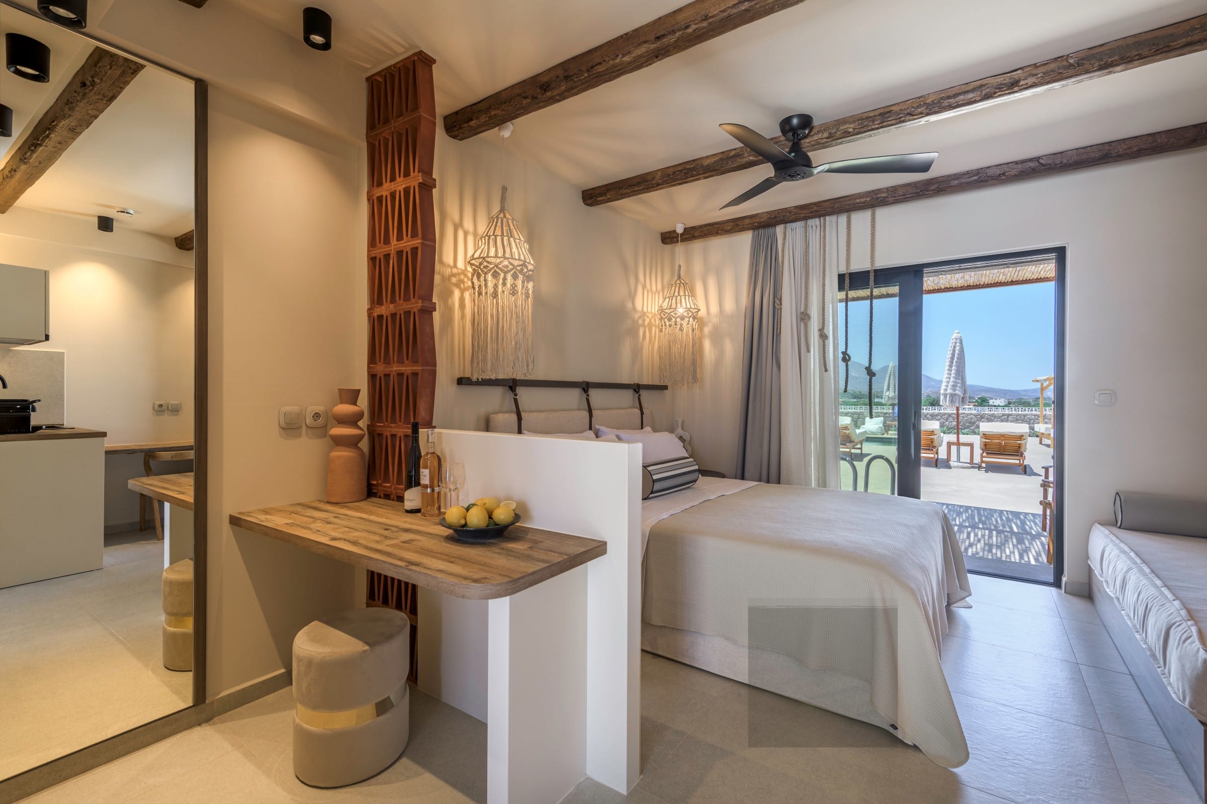 DSC_4780-HDR-.1 ΠΑΝΩ ΔΩΜΑΤΙΑ ΜΕ ΚΑΝΑΠΕ ΚΑΙ JACUZZI